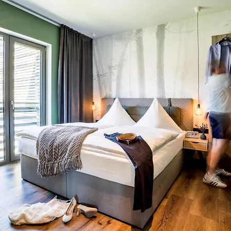 Hotell Echtzeit - Dein Hotelquartier